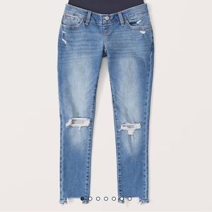 Abercrombie & Fitch Maternity super skinny ankle jean
